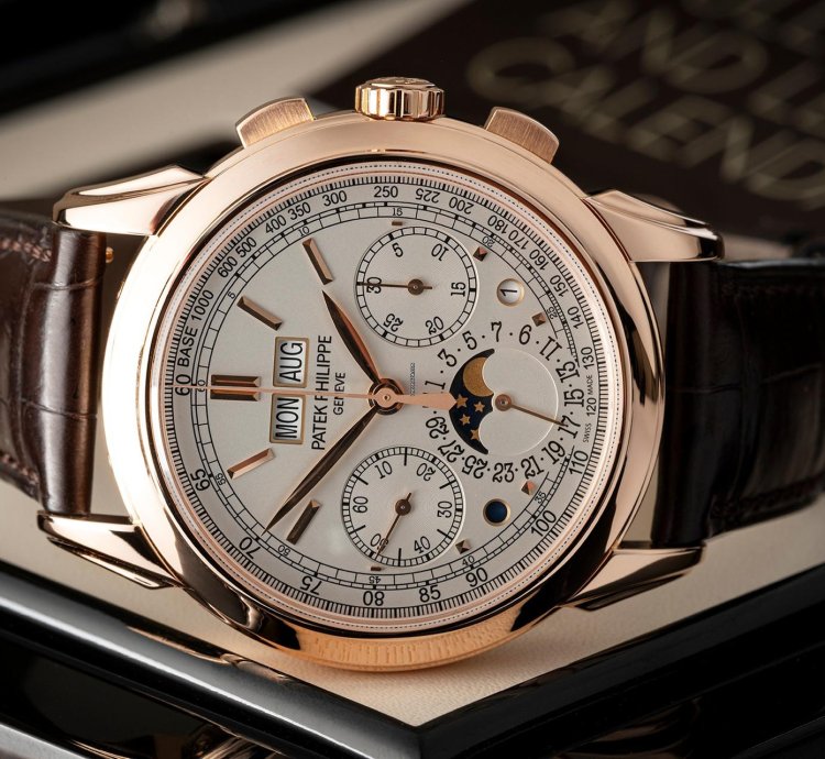 Patek Philippe Perpetual Calendar Chronograph 5270r - Box Papers - 2016 - Only Made For 3 Years