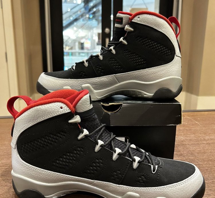 Jordan 9 Retro Johnny Kilroy