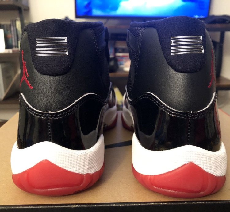 Jordan Bred 11 Size 7 2019