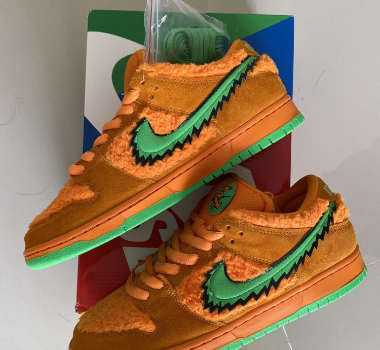 Nike Sb Dunk Low Grateful Dead