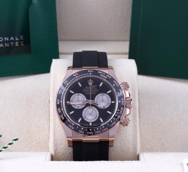 Rolex Daytona Rose Gold Black Sundust Dial Ceramic Everose Oysterflex Box Card 126515ln