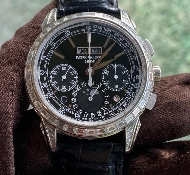 Patek Philippe Perpetual Calendar Chronograph 5271p-001