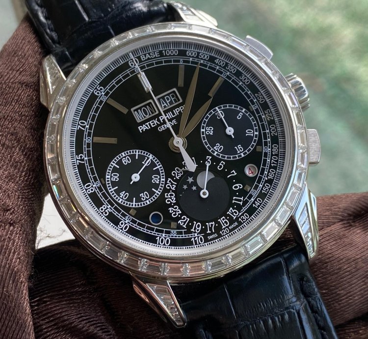 Patek Philippe Perpetual Calendar Chronograph 5271p-001
