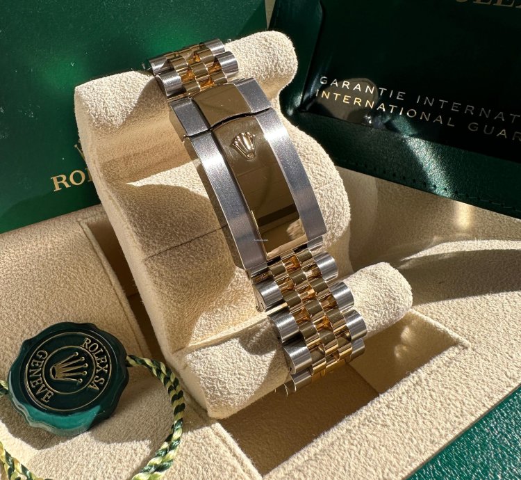 Rolex Sky-dweller New 2023 White Dial Two Tone Yellow Gold Jubilee Bracelet Fluted Bezel
