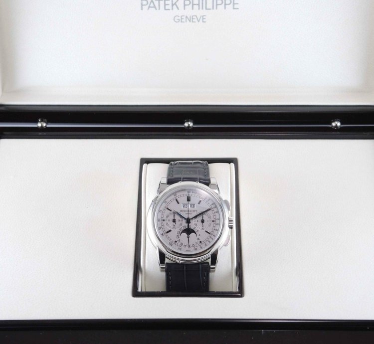 Patek Philippe Perpetual Calendar Chronograph 5970 Perpetual Calendar Chronograph Full Set
