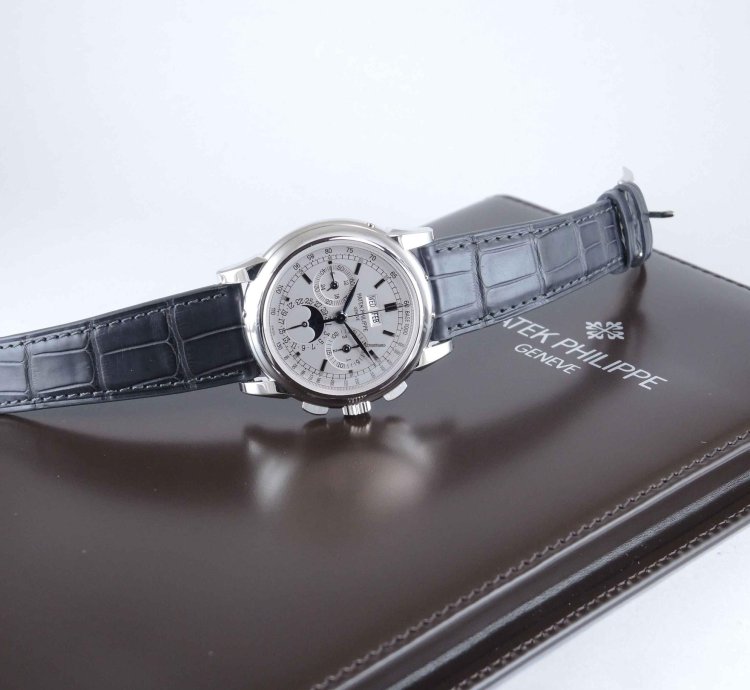 Patek Philippe Perpetual Calendar Chronograph 5970 Perpetual Calendar Chronograph Full Set