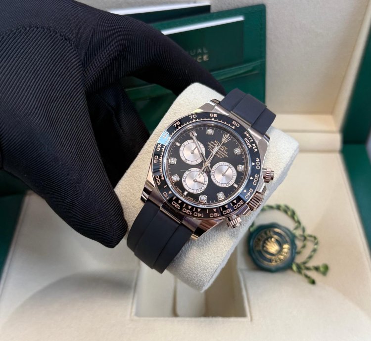 Rolex Daytona Rose Gold Cosmograph Daytona Watch - Black Bezel - Black And Sundust Diamond Dial 126515