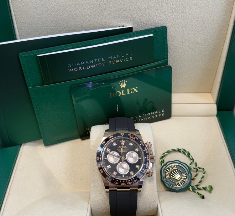 Rolex Daytona Rose Gold Cosmograph Daytona Watch - Black Bezel - Black And Sundust Diamond Dial 126515