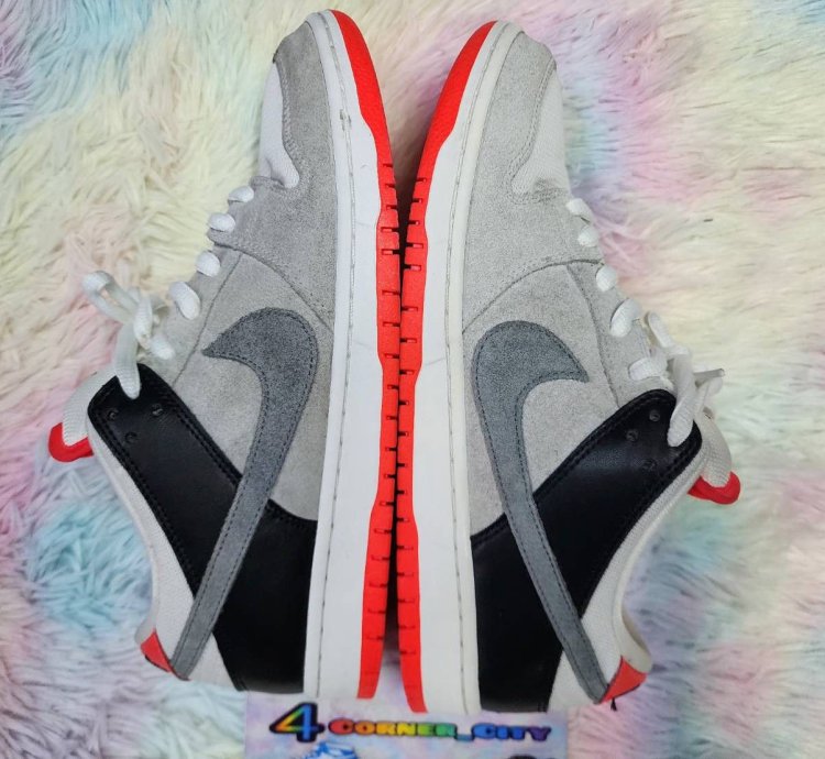 Nike Sb Dunk Low Infrared