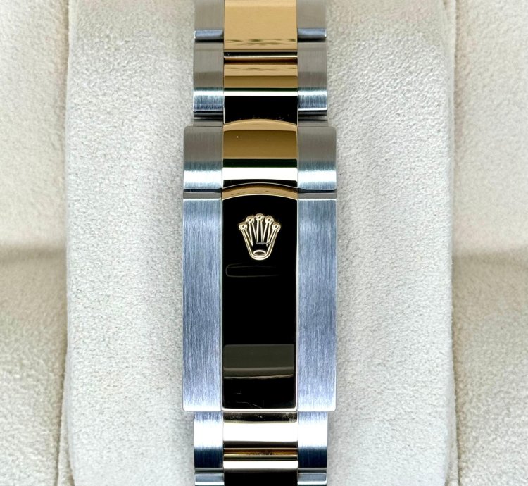 Rolex Sky-dweller New 2024 Sky-dweller 42mm 336933 Two-tone Oyster White Dial