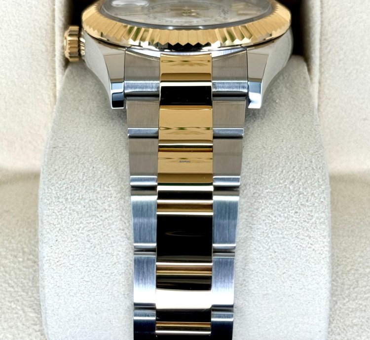 Rolex Sky-dweller New 2024 Sky-dweller 42mm 336933 Two-tone Oyster White Dial