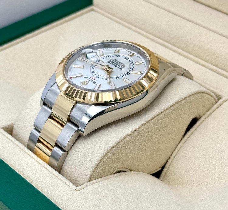 Rolex Sky-dweller New 2024 Sky-dweller 42mm 336933 Two-tone Oyster White Dial