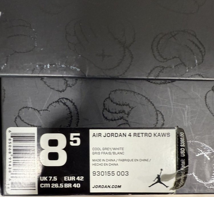 Jordan Kaws 4
