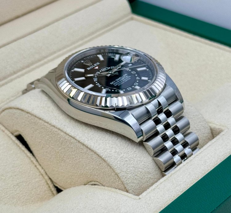 Rolex Sky-dweller New 2024 Sky-dweller 42mm 336934 Stainless Steel Jubilee Black Dial
