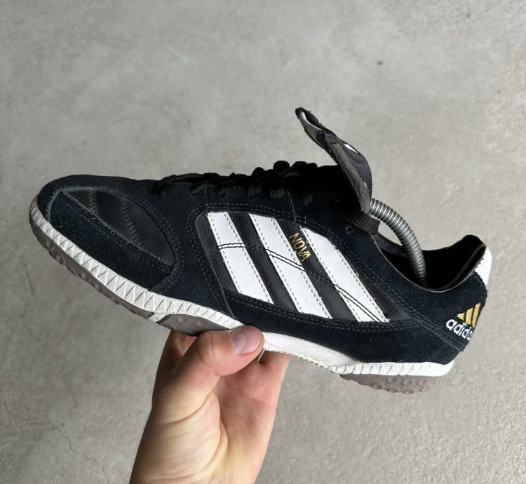 97 Adidas Nova Low Sneakers Hype Casual