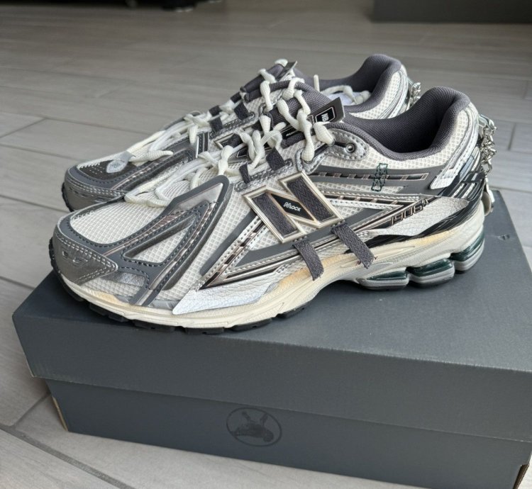 Basketcase Gallery New Balance 1906a