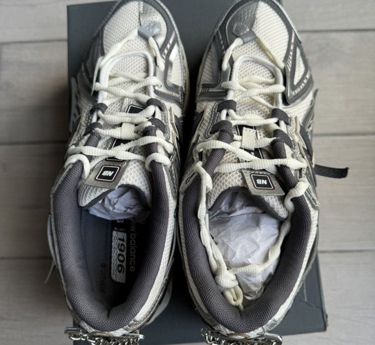 Basketcase Gallery New Balance 1906a
