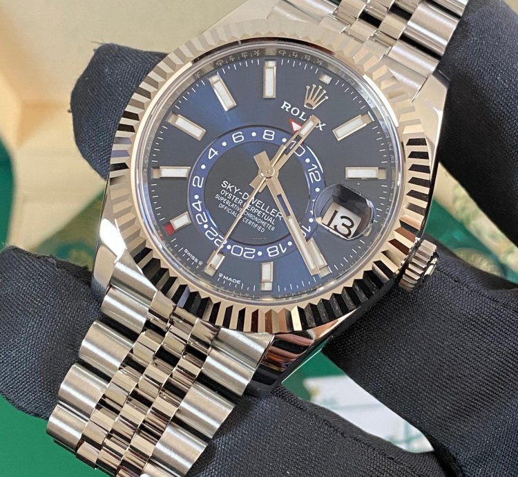 Rolex Sky-dweller New 2024 Unworn Sky-dweller Steel Jubilee Blue Index Dial 336934 Full Set