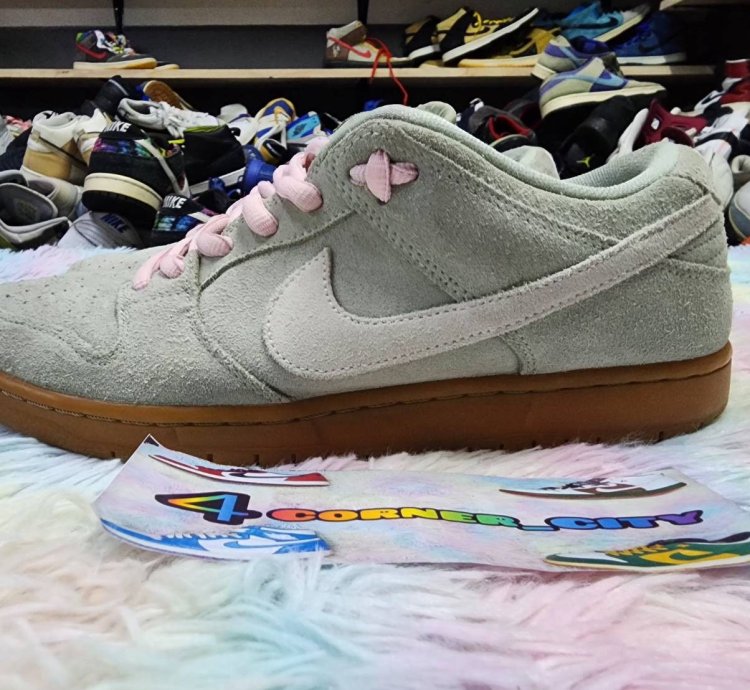 Nike Sb Dunk Low Island Green Gum