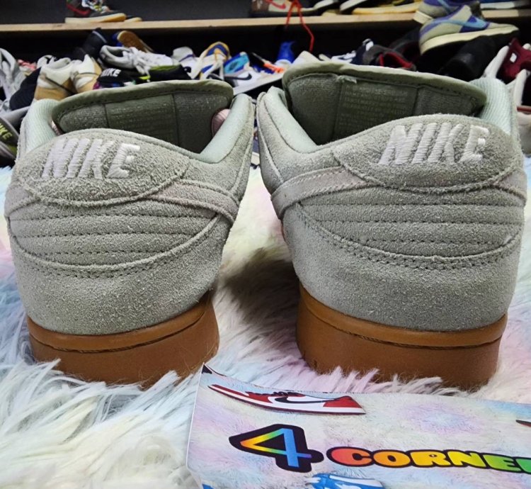 Nike Sb Dunk Low Island Green Gum