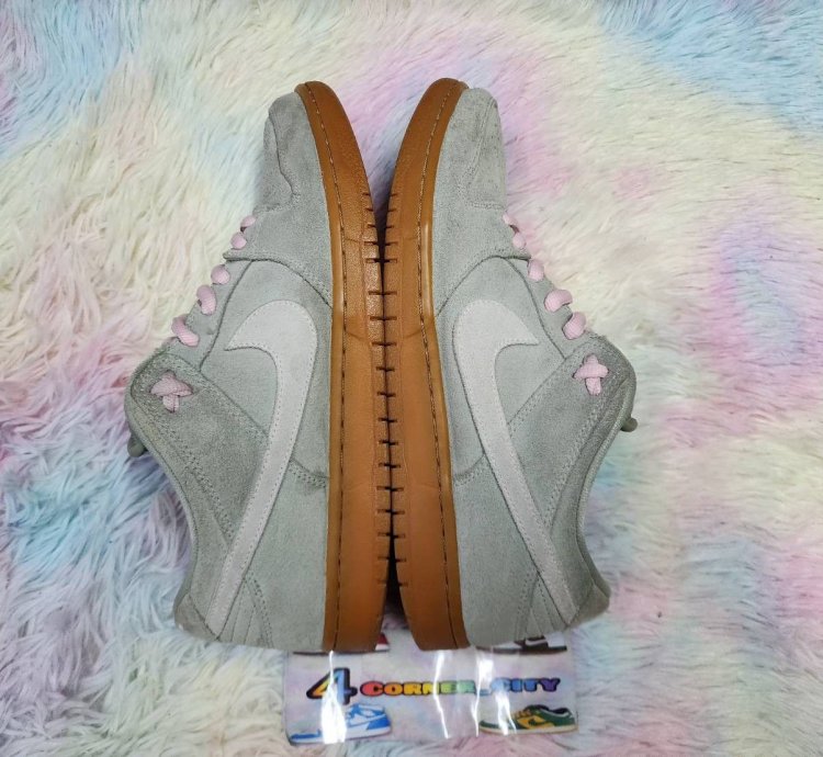 Nike Sb Dunk Low Island Green Gum