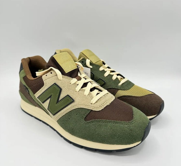 Beams New Balance 996 Mismatch Gore-tex