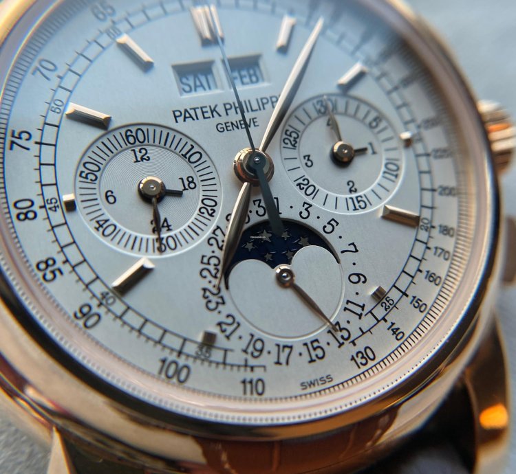 Patek Philippe Perpetual Calendar Chronograph Full Set Box And Papers Second Owner 2022 Full Service