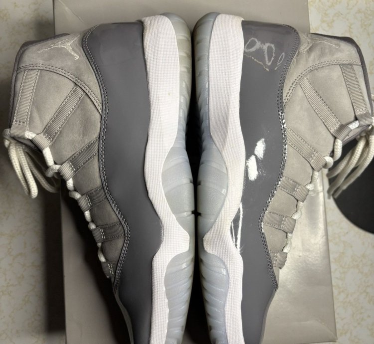 Jordan Retro 11 Cool Grey