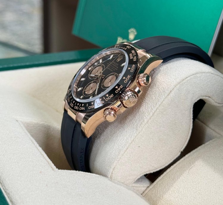 Rolex Daytona Rose Gold Oysterflex 2021