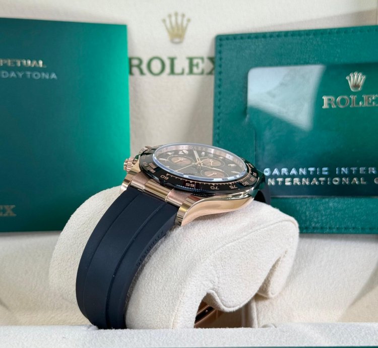 Rolex Daytona Rose Gold Oysterflex 2021