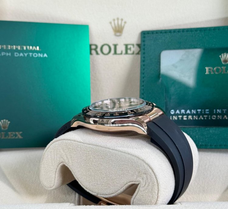Rolex Daytona Rose Gold Oysterflex 2021