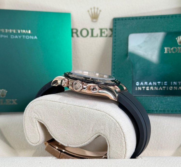 Rolex Daytona Rose Gold Oysterflex 2021
