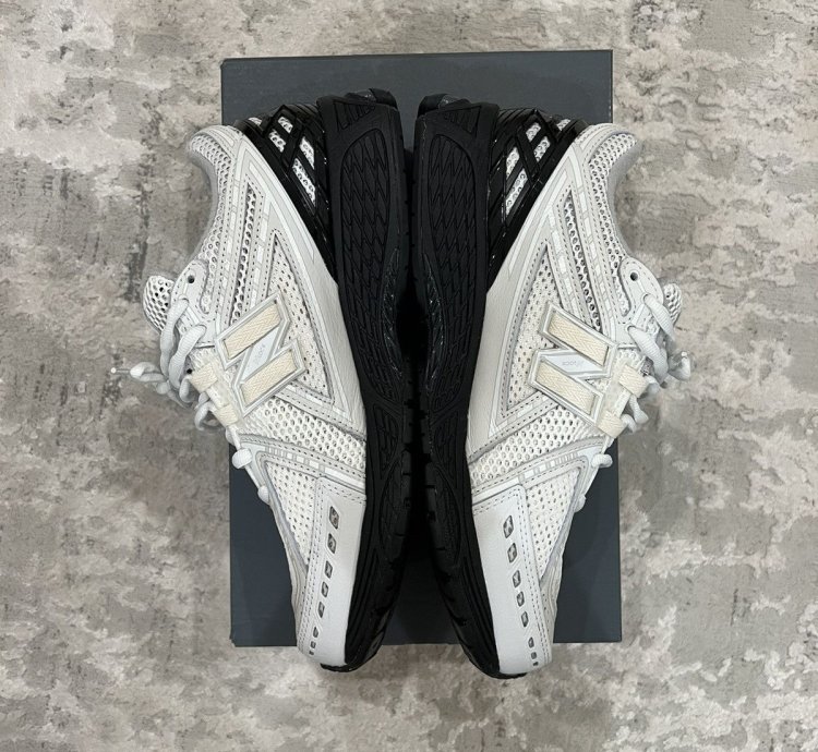 Comme Des Gar Ons Homme New Balance 1906 Size 10