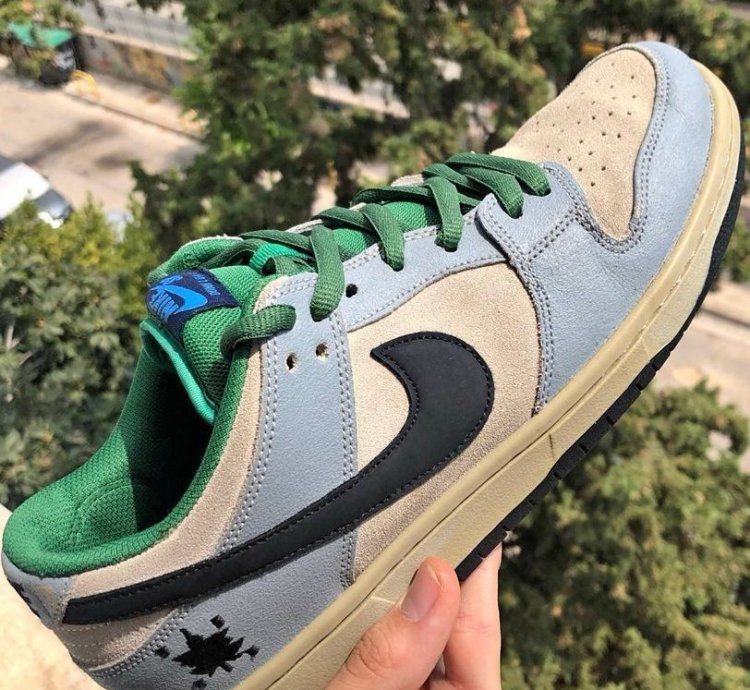 Nike Sb Dunk Low Maple Leaf Central Park