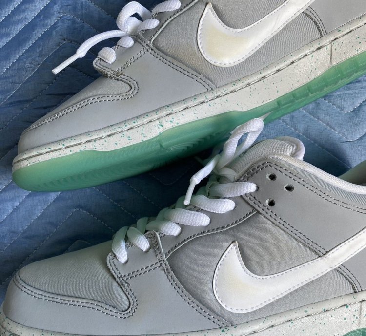 Nike Sb Dunk Low Marty Mcfly