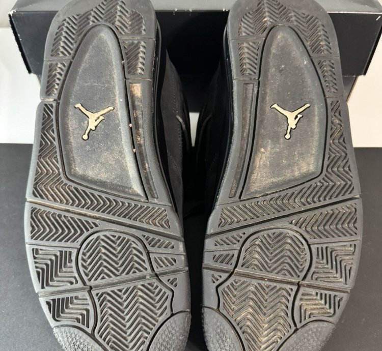 Jordan Retro 4 Black Cat