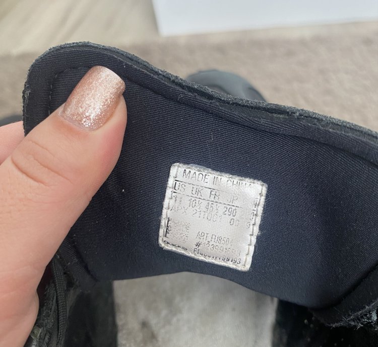 Adidas -3 Yohji Yamamoto Rhisu Run Triple Black Sneakers