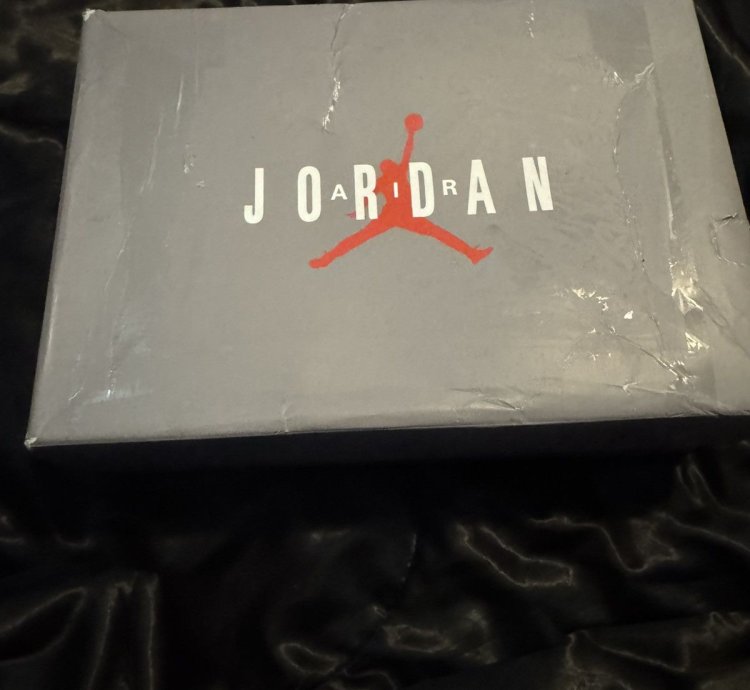 Jordan Retro 9 Cool Grey