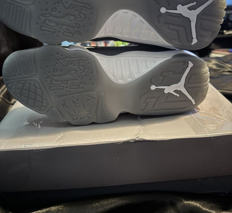 Jordan Retro 9 Cool Grey