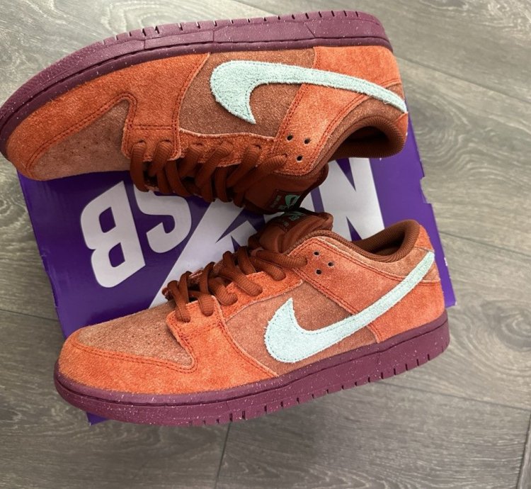 Nike Sb Dunk Low Mystic Red Size 10 5