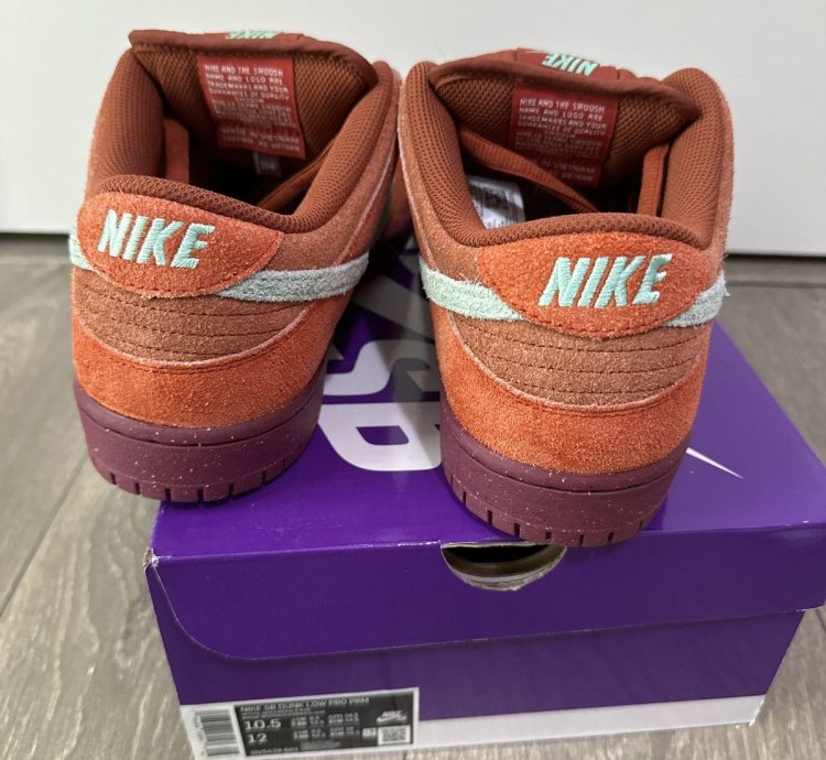 Nike Sb Dunk Low Mystic Red Size 10 5