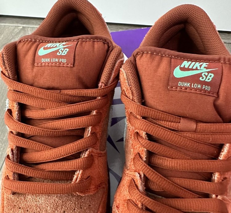 Nike Sb Dunk Low Mystic Red Size 10 5