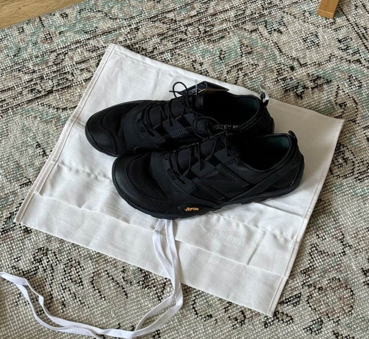 Issey Miyake New Balance Mt10ov1 Black