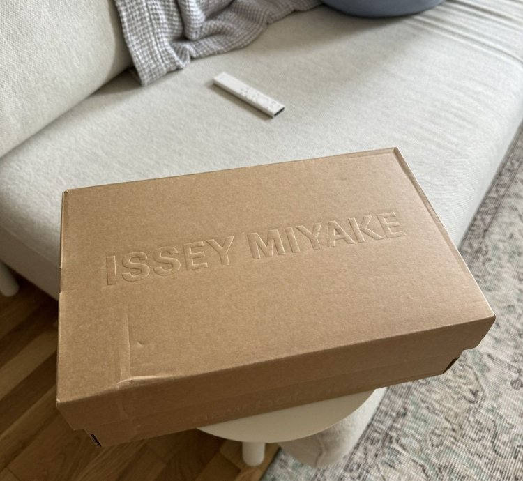 Issey Miyake New Balance Mt10ov1 Black