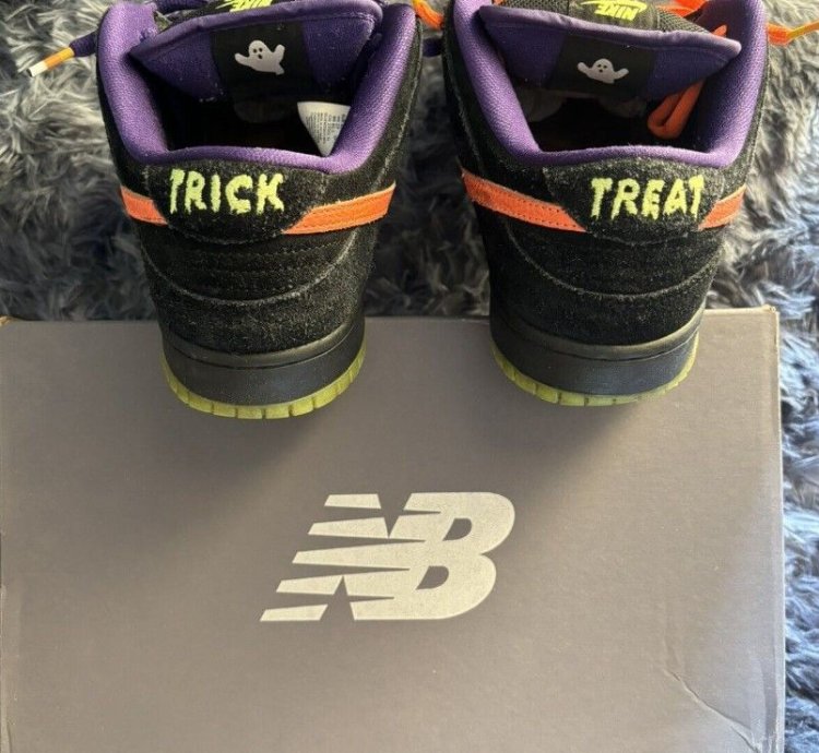 Nike Sb Dunk Low Night Of Mischief 2019