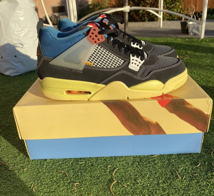 Jordan Unio 4