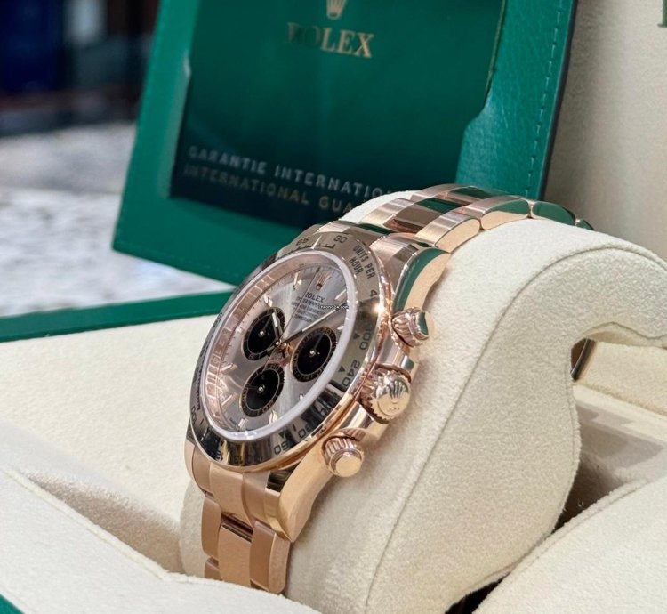 Rolex Daytona Rose Gold Sundust Black Dial 2024