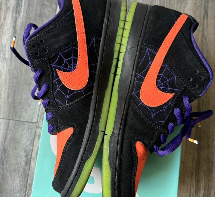 Nike Sb Dunk Low Night Of Mischief Size 10