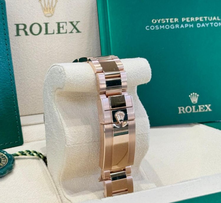 Rolex Daytona Rose Gold Sundust Black Dial 2024