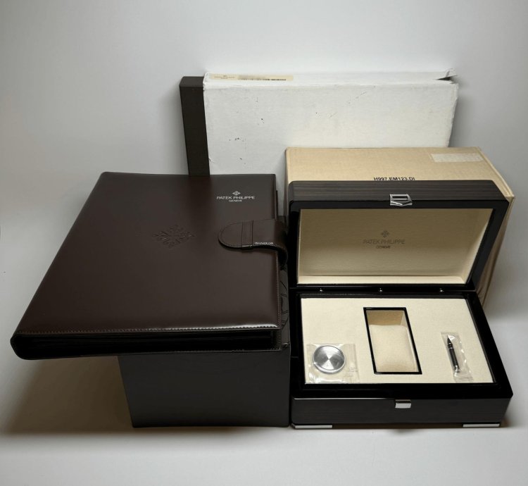 Patek Philippe Perpetual Calendar Chronograph Grand Complications Split-seconds Chronograph Perpetual Calendar 5204p-011
